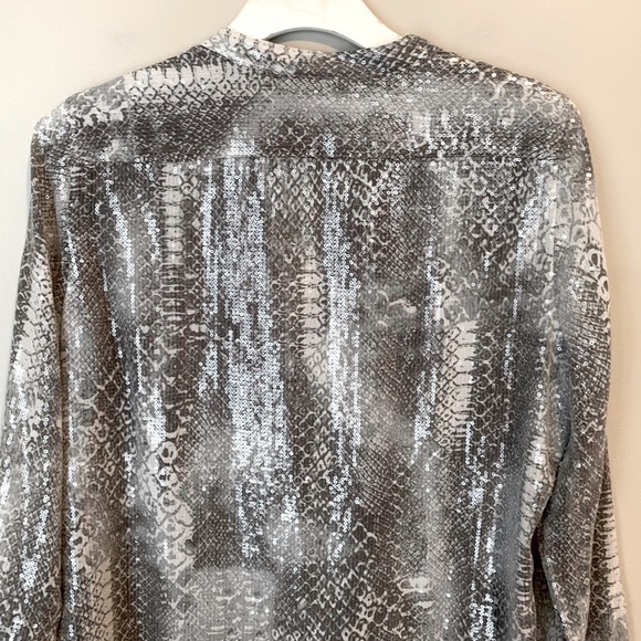 Calvin Klein size M grey sequinned blouse - Picture 12 of 14